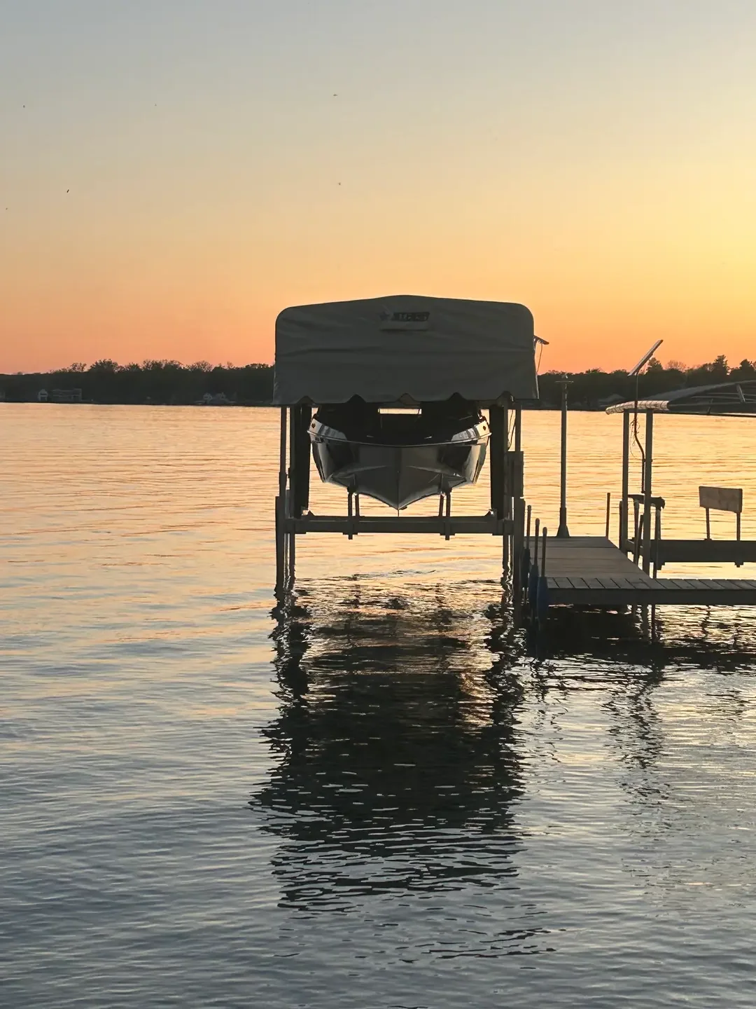 Boat & Pontoon Lifts photo 2