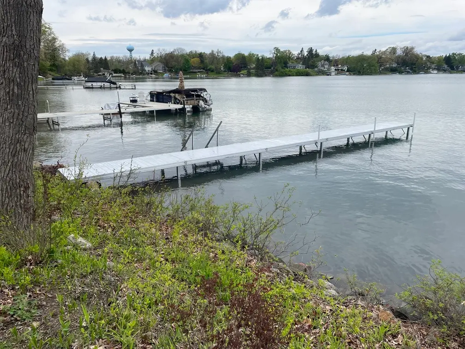 Premium Stationary Docks photo 4