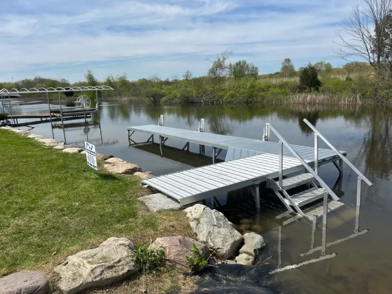 Sectional Docks photo 9