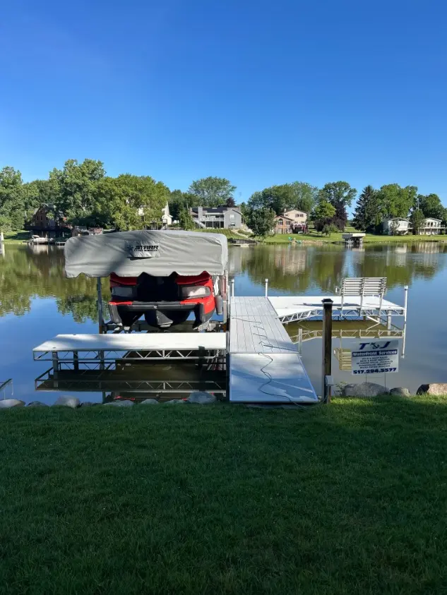 Roll-In Docks photo 15