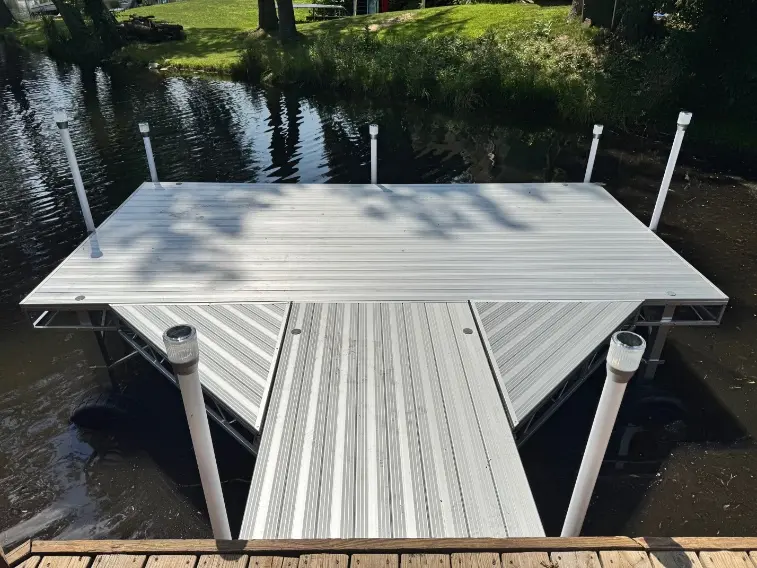 Roll-In Docks photo 17
