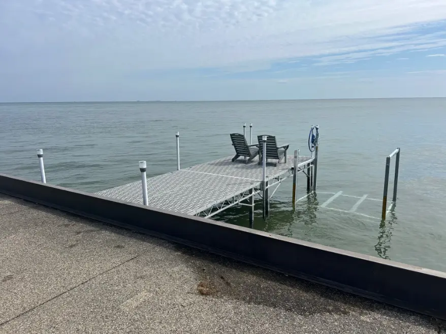 Roll-In Docks photo 19